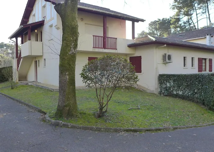 Les Ecureuils By Interhome *